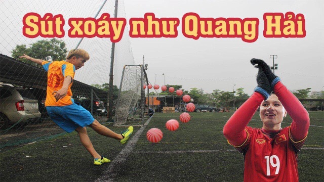 Bóng nhựa sọc xanh và đỏ