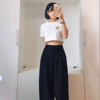 Set áo crop top hoa cúc kèm quần ống rộng dài