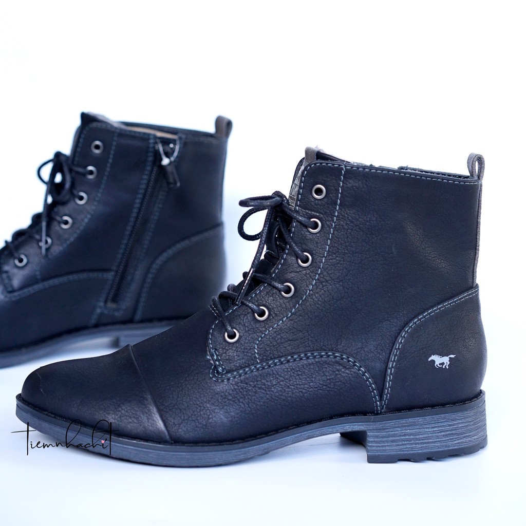 Giày bốt da trơn màu đen basic