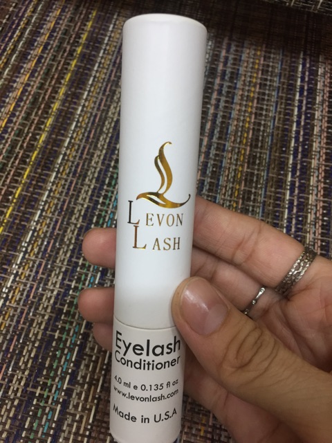Serum dài mi Levon Lash