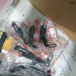 Pát sắt đen đuôi exciter 150