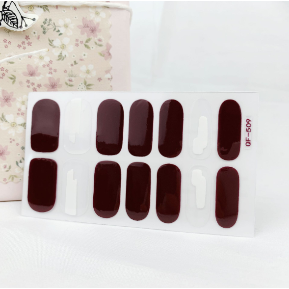 Miếng dán họa tiết hoa cúc xinh xắn chống thấm nước dùng trang trí móng tay