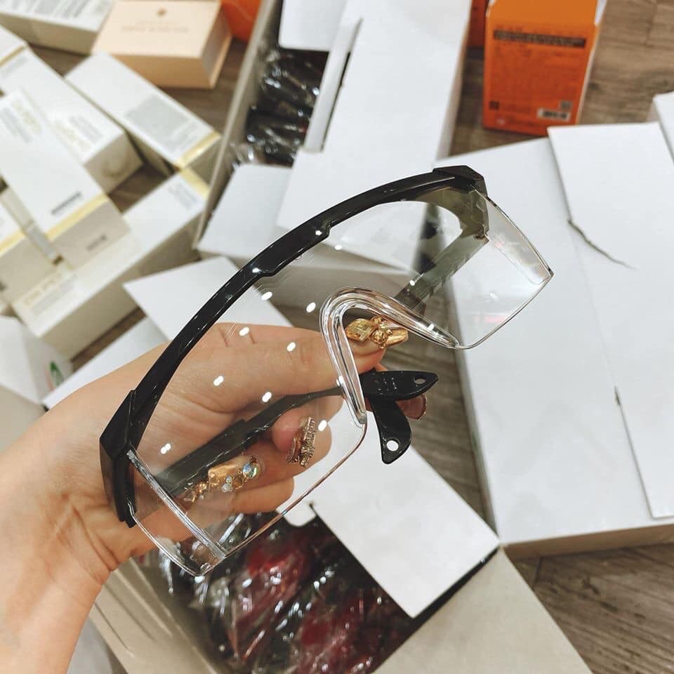 MẮT KÍNH TOÀN DIỆN CHẮN BỤI MẮT - DÁNG VUÔNG