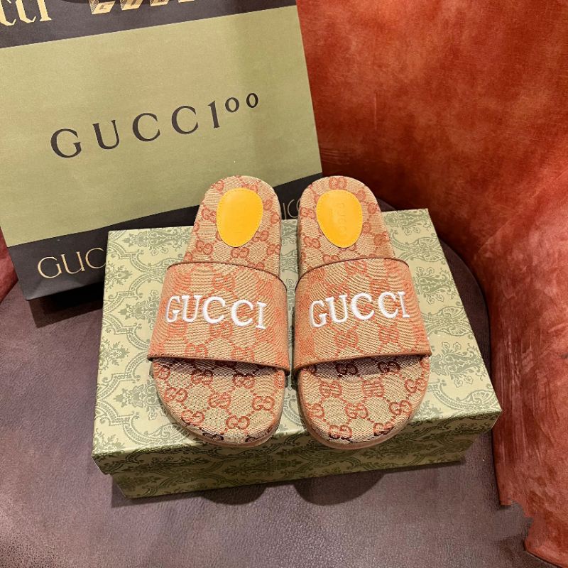 Dép Gucci thêu siêu Hot.