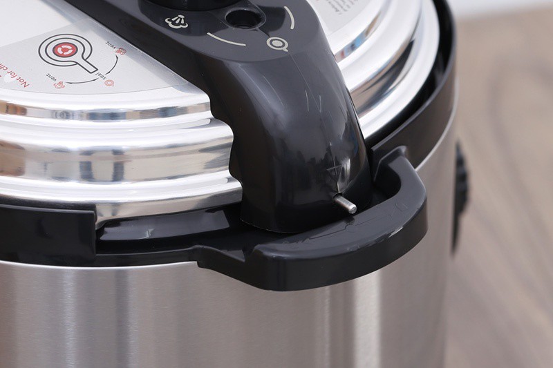 Nồi Áp Suất Điện đa năng Philips HD2103/66 5 lít 100% chính hãng Van xả áp suất cao tự động giảm áp an toàn