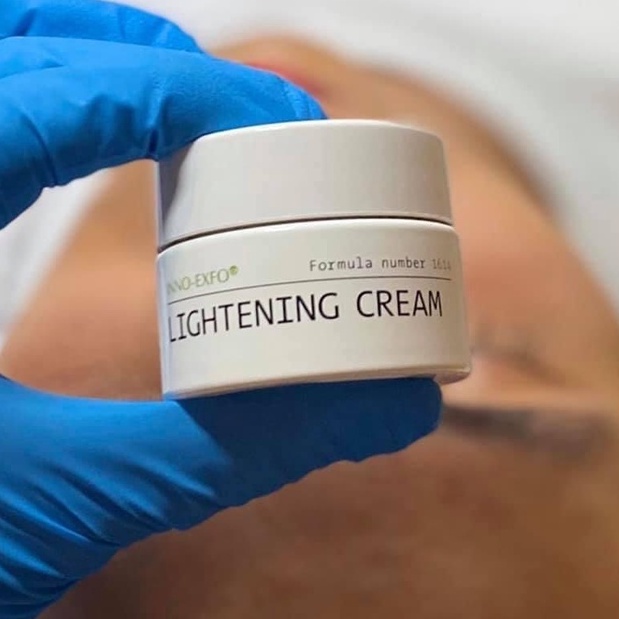 Tinh Chất Vitamin A 5% Innoaesthetics Inno Lightening Hoạt Chất Tái Tạo Đều Màu Da Giảm Thâm Mụn 15g