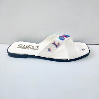 Dép quai chéo LOVE