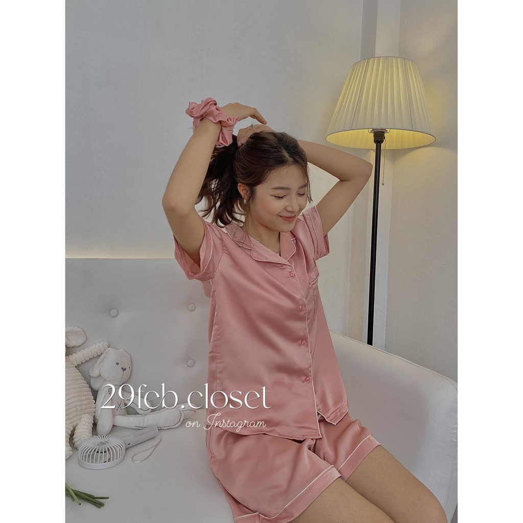 Set Pyjamas lụa trơn thêu trái tim kèm scrunchies (Ảnh video thật 29feb chụp)
