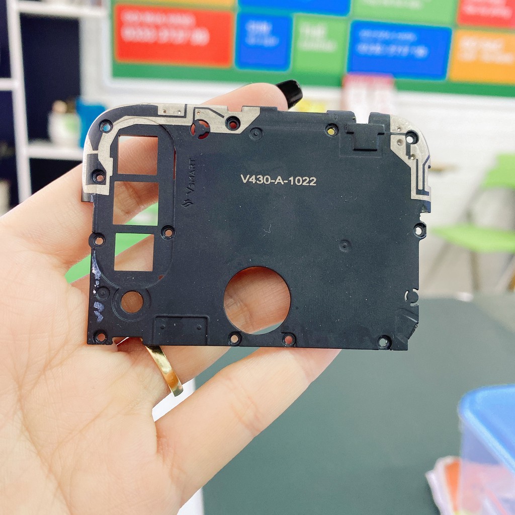 Nắp đậy main, nắp anten, tiếp xúc sóng mạng, sóng wifi  Vsmart Joy 3 V430a bốc máy