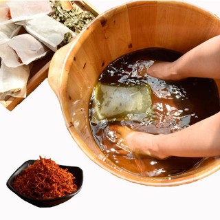 THẢO DƯỢC NGÂM CHÂN.