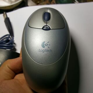 Chuột không dây Logitech