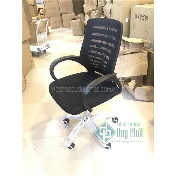 ghế xoay đệm lưới nhân viên mã 550k