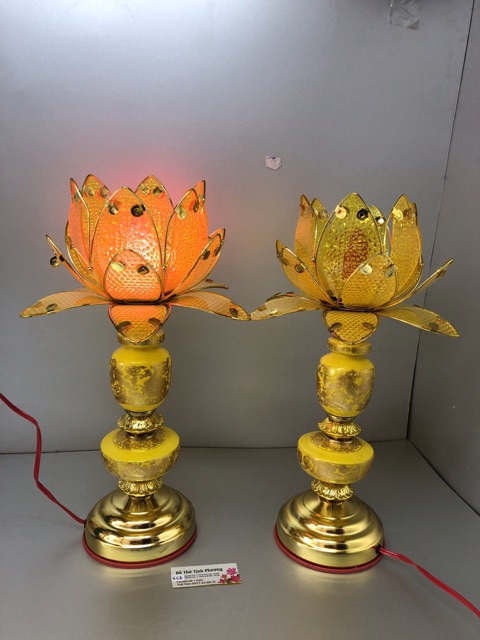 Đèn thờ 1 bông cánh sen nhựa vàng