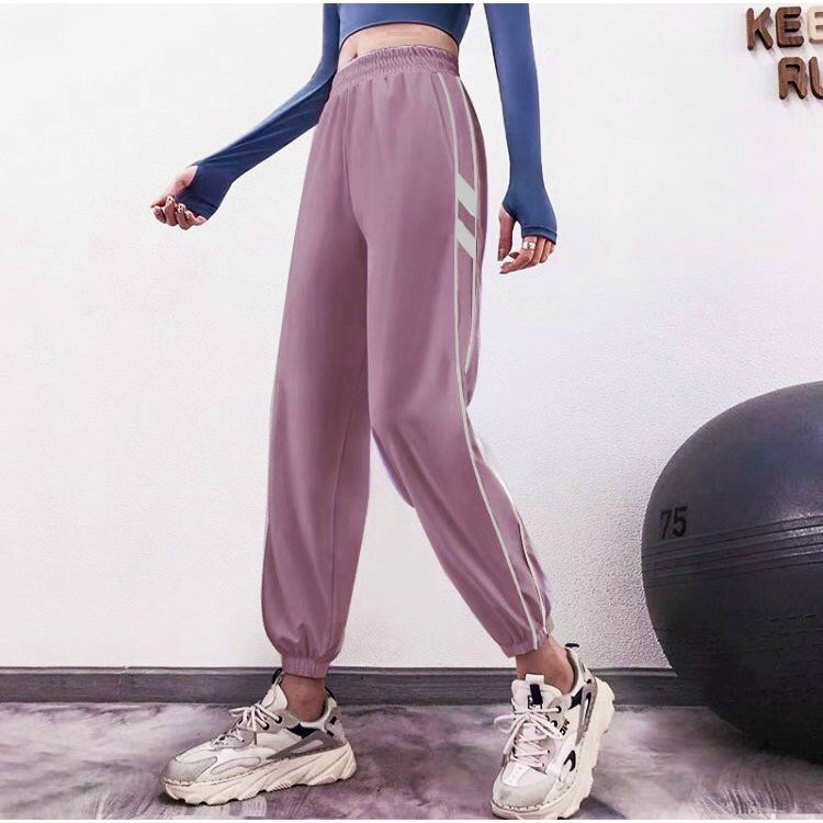 Quần jogger tập thể thao chữ sọc SIÊU NHẸ, ống dáng bo chun,cạp phẳng, gen bụng tôn dáng