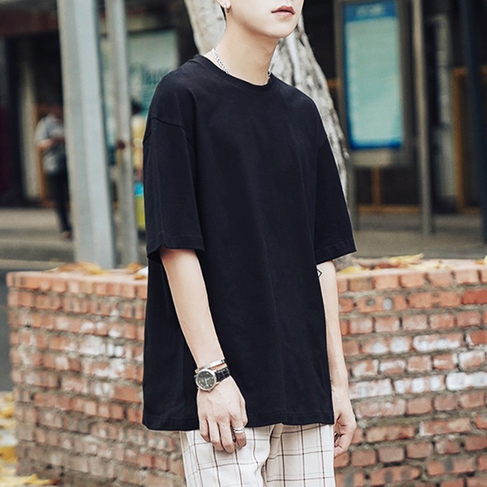 Áo thun form rộng trơn phông tay lỡ unisex nam nữ basic, overszie, vải cotton co giãn thoải mái | Lee Hoàng