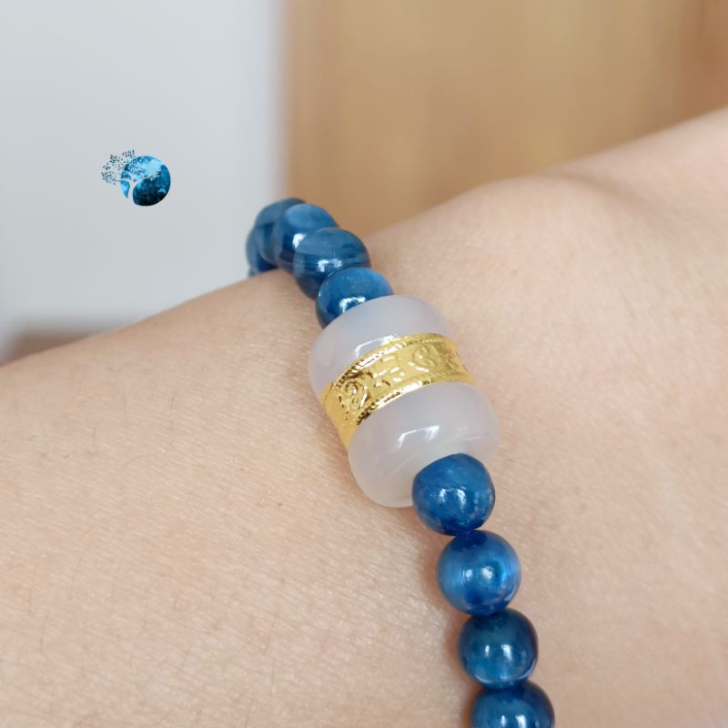 Vòng tay đá kyanite 5mm mix lu thống mã não trắng