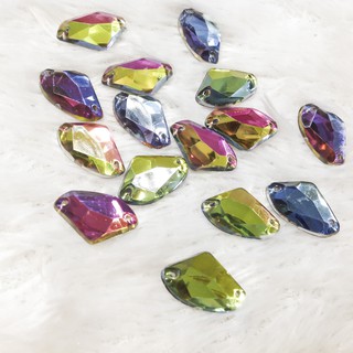 Hạt đá kết áo 3d ánh 7 màu tráng gương kiểu vo so đính dài váy đầm size 1.9cm