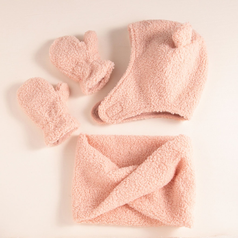 Bộ 3 Găng Tay + Mũ + Khăn Choàng + Găng Tay Giữ Ấm Mùa Đông Thiết Kế Dễ Thương