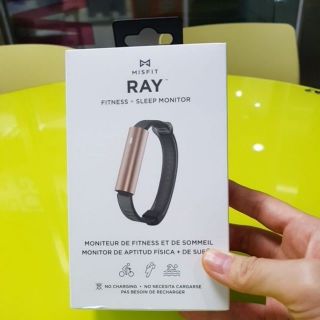 MISFIT Ray new nguyên box