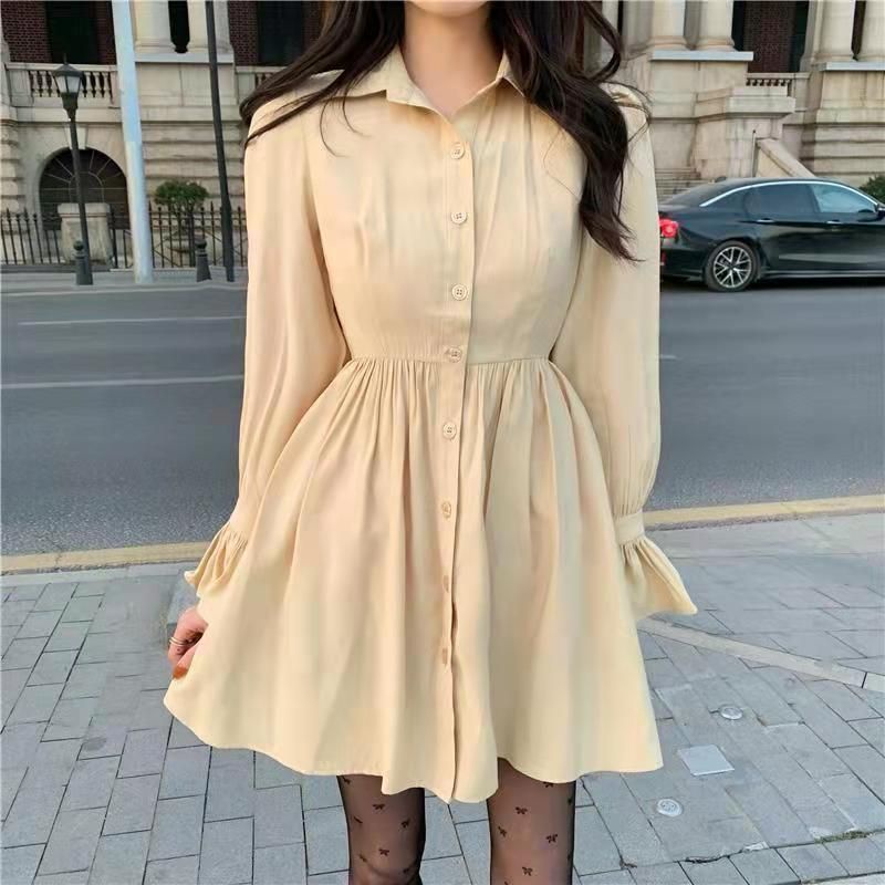 - Set đầm sơ mi dài tay và áo khoác vest mỏng thời trang