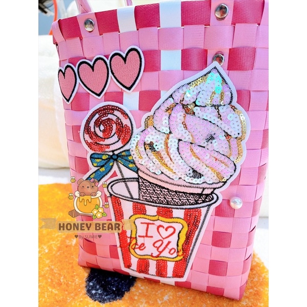 TÚI NHỰA ĐAN GẮN STICKER KEM CÀ REM LẤP LÁNH DỂ THƯƠNG - TÚI ĐI CHƠI - TÚI SIZE LỚN - SP000974