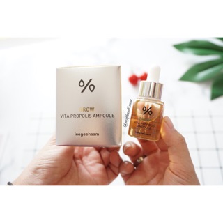 Tinh chất keo ong làm sáng và chống lão hoá LEEGEEHAAM GROW VITA PROPOLIS AMPOULE