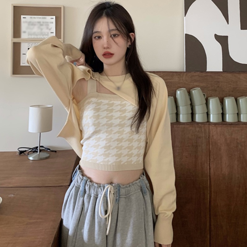 Áo Croptop tay dài thiết kế tôn dáng cho nữ