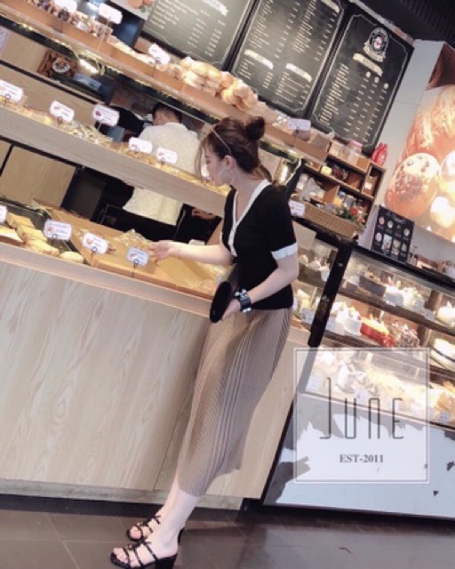 Áo len montoghi khuy ngực hàng đẹp QC