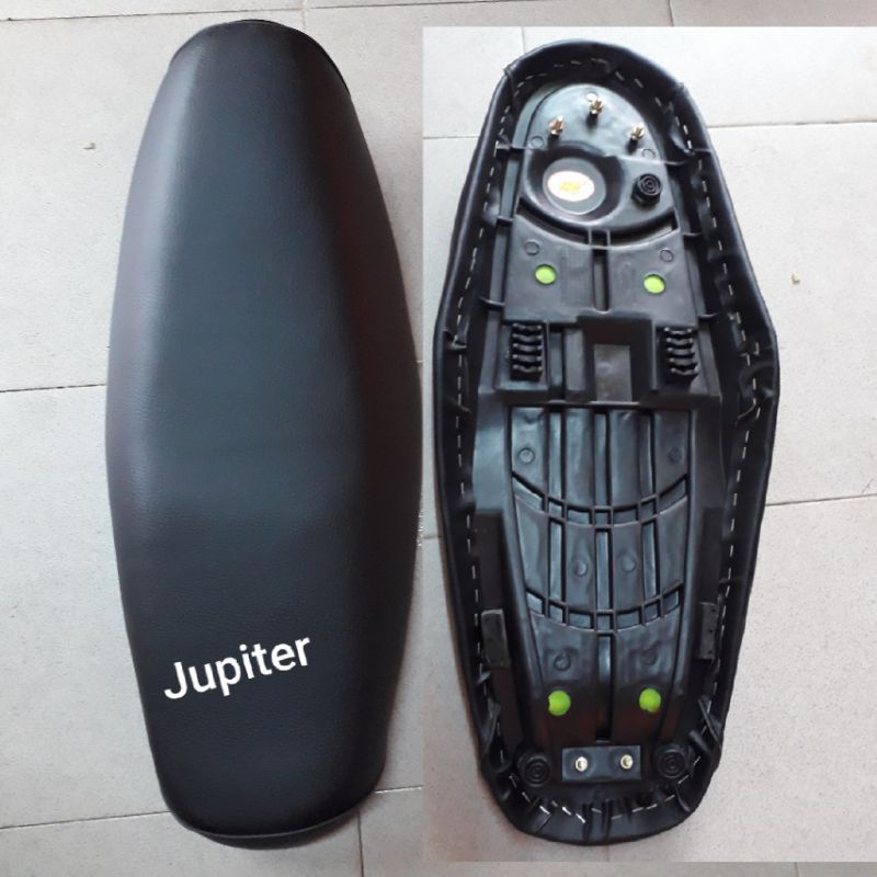 Yên xe Jupiter đời đầu, Jupiter V