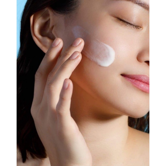 CHỐNG NẮNG HƯƠNG NƯỚC HOA