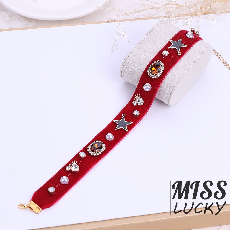 Bộ vòng cổ và cài tóc thời trang thanh tú cho nữ