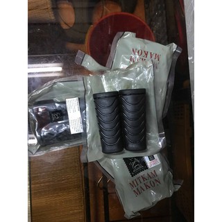 cao su để chân Wave S 110, trước.....thailand (giá 1 đôi)