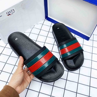 Dép nam quai ngang Lê Bảo Bình kẻ xanh đỏ hottrend Ss2022