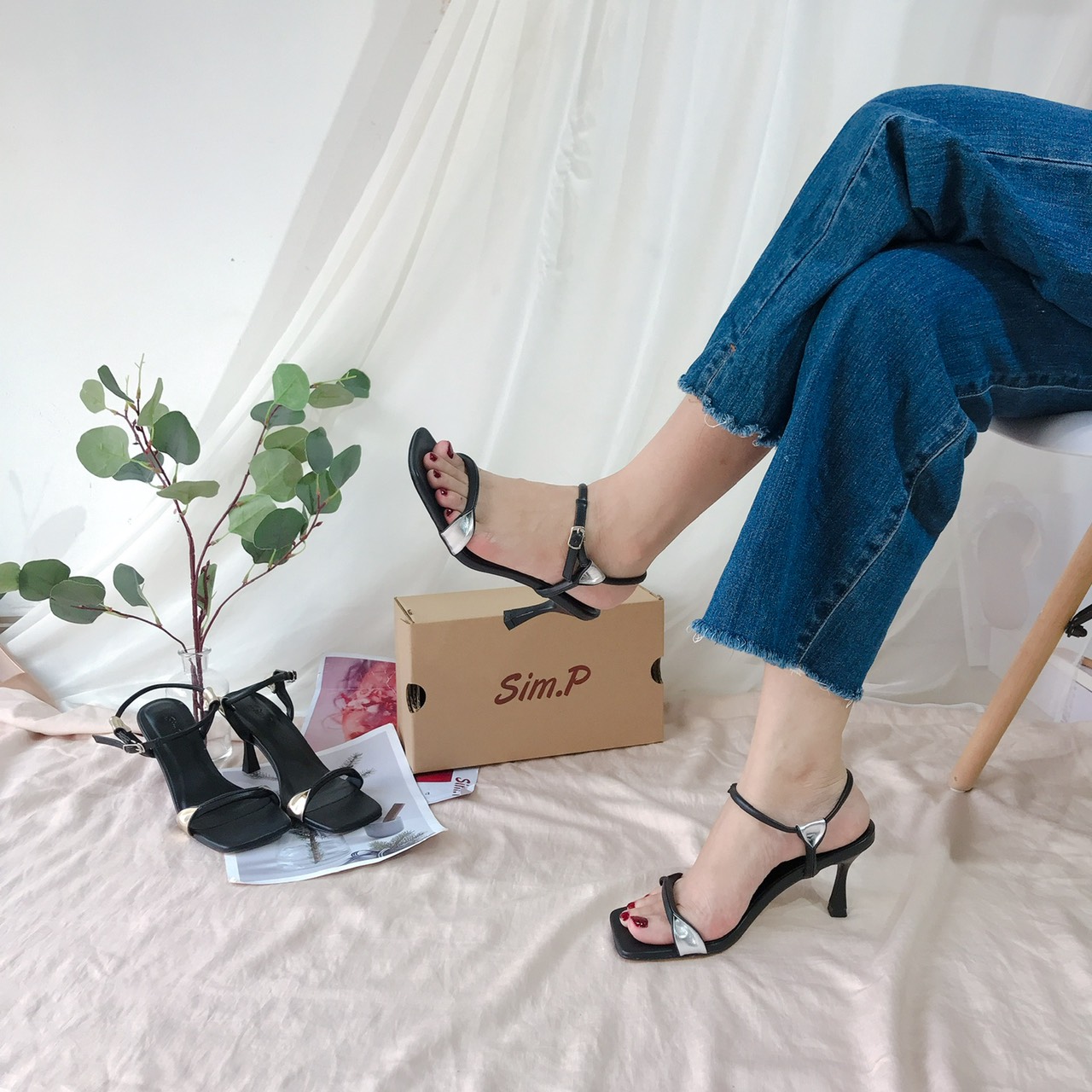 Giày sandal nữ SimP cao gót 7 phân đay ngang mix bạc sang trọng - SN6