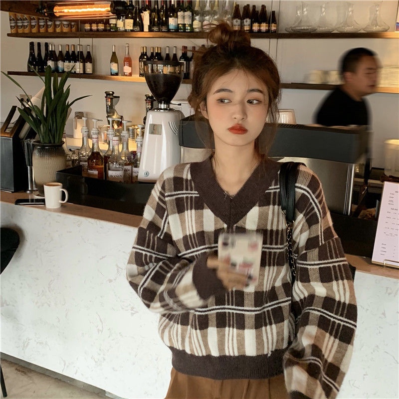 Áo Sweater Tay Dài Cổ Chữ V Sọc Ca Rô Thời Trang Xinh Xắn Cho Nữ