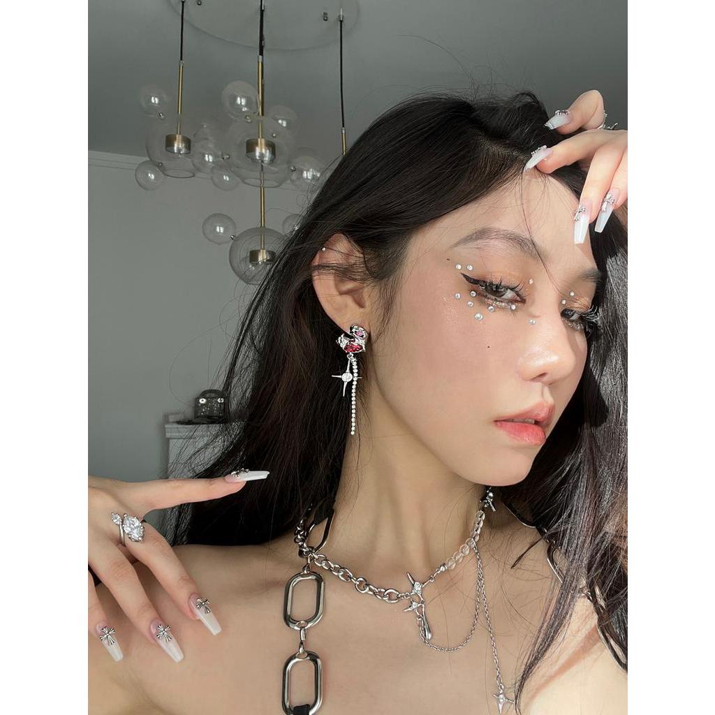 Khuyên Tai Hình Trái Tim Đính Đá Phong Cách Hàn Quốc Dành Cho Nữ