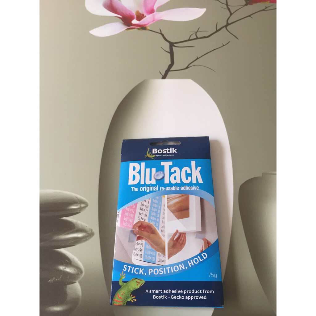 Đất sét dính blutack, Blu tack của Bostik