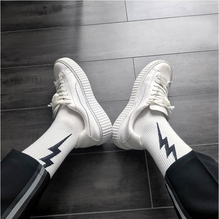 Giá Bán Sỉ Vớ Thể Thao Vừa Vặn Màu Sắc Tương Phản Phong Cách Sấm Sét Cá Tính Dễ Phối Đồ Phong Cách ins Dành Cho