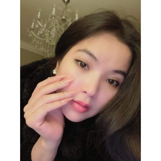 Top white D2 mới