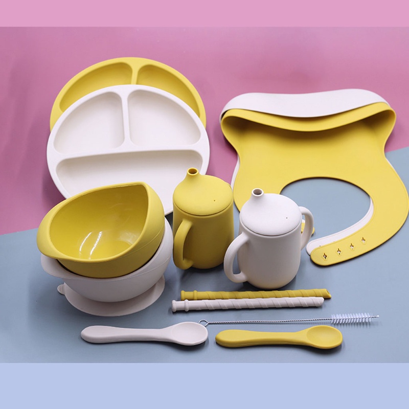 Set 7 dụng cụ bàn ăn bằng silicone cấp thực phẩm cho bé