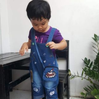 Yem jean cho be gái
