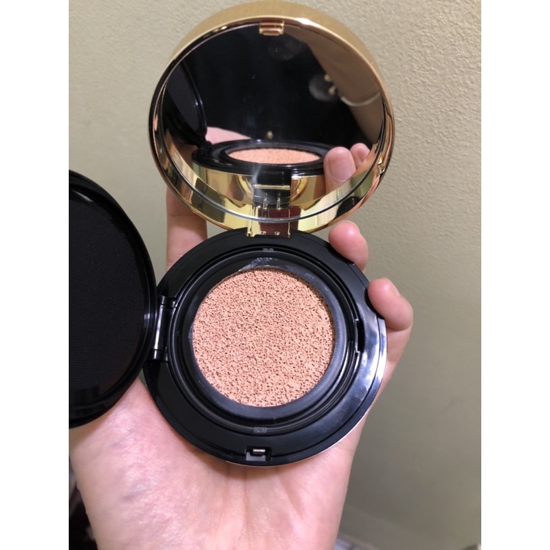 cushion YSL vỏ da tone 20