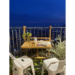 Bàn ban công gấp gọn siêu tiết kiệm. Thích hợp không gian mini. Phù hợp lan can kính, sắt, bê tông.