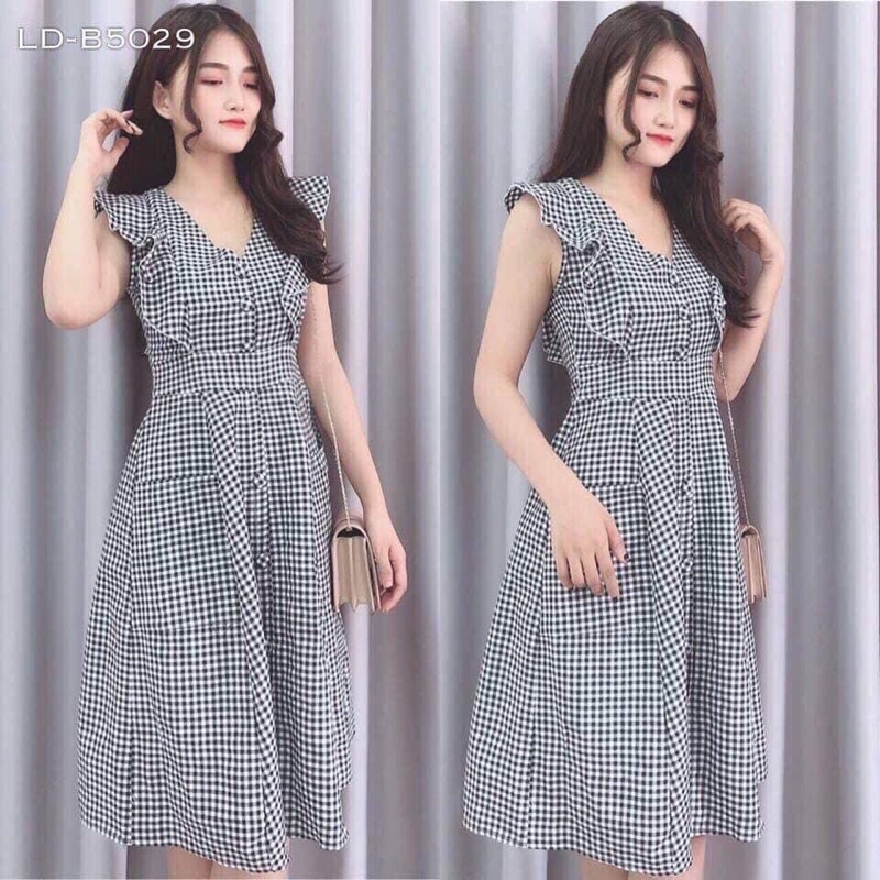 Đầm kẻ cánh tiên