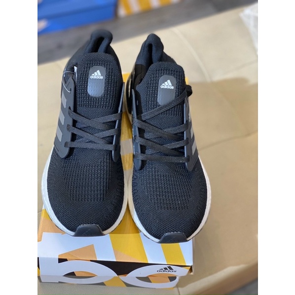 Giày thể thao sneaker ultra boost 6.0 đen trắng