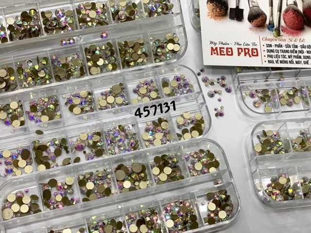 Khay đá đính móng mixx size chân bạc đính móng tay chân 457129