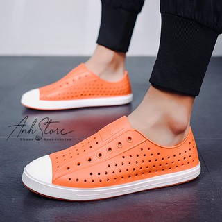 Giày nhựa WNC NATlVE đi mưa, đi biển, du lịch - Chất liệu nhựa xốp siêu êm, siêu nhẹ - Màu cam đế trắng