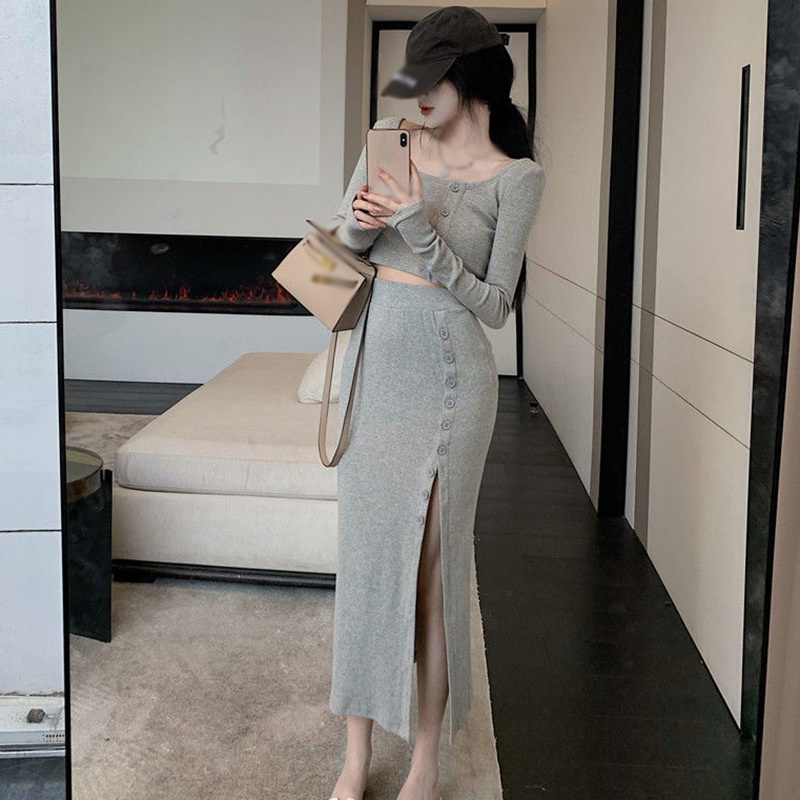 Set Áo Croptop Tay Dài + Chân Váy Xẻ Tà Lưng Cao Màu Sắc Đơn Giản Trẻ Trung