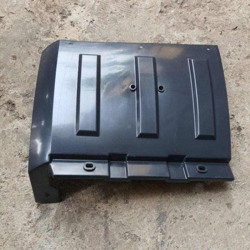 CHẮN BÙN NHỰA THÙNG XE K250, BONGO 3