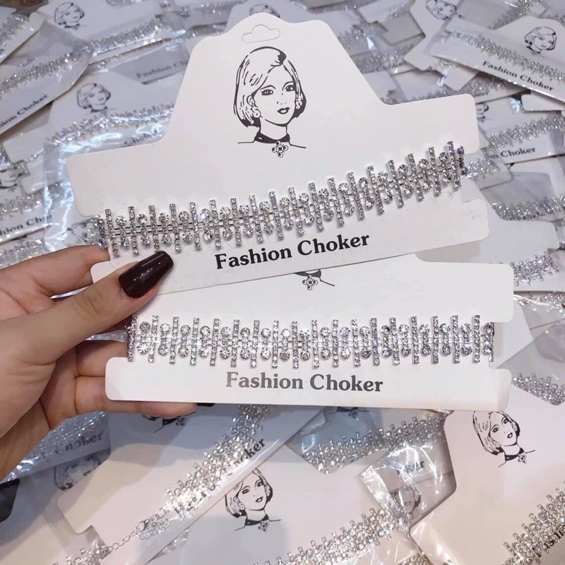 Vòng Cổ Choker Đá Đính Lệch Sole Răng Cưa Cao Cấp Mai Phương Bùi